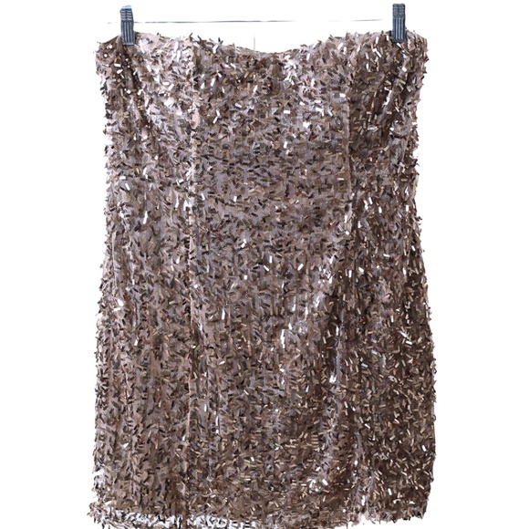 HOST PICK 🤩 Wet Seal Gold Strapless Dress✨ - Picture 1 of 3